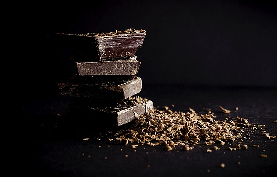 Deux tiers du chocolat fabriqué en Suisse sont envoyés à l’étranger, selon Chocosuisse. (Michal Grosicki / unsplash)