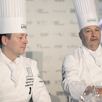 3 Le membre du jury dégustation Thomas Nussbaumer avec son président Jean-Michel Martin. 