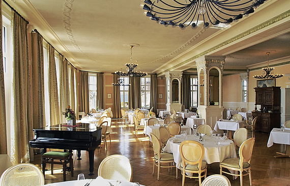 Le restaurant Belle Epoque situé dans la salle éponyme a fait l’objet d’une réfection minutieuse. (DR) 