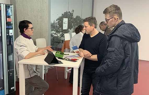 En guise de travail final, les jeunes de la filière AFP ont dû concevoir une lunch box en respectant des critères stricts. (DR) 